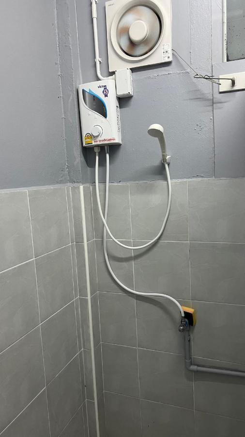 W District Hostel Bangkok Kültér fotó