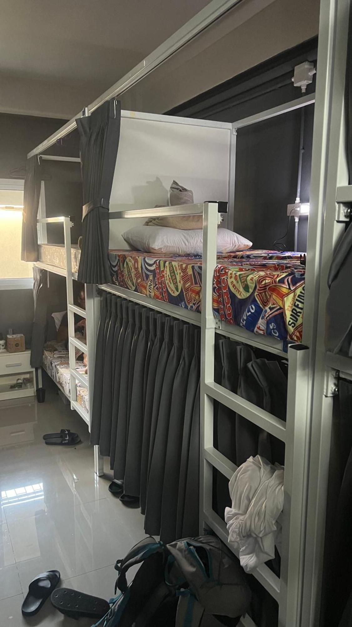W District Hostel Bangkok Kültér fotó